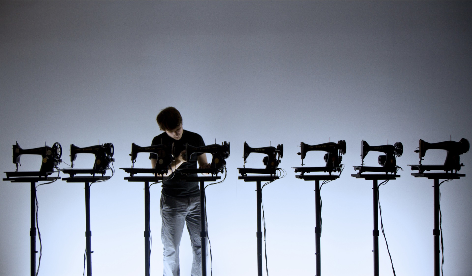 picture-of-the-project-sewing-machine-orchestra-by-the-artist-martin-messier-3